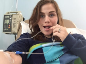 Kristen receiving an infusion treatment for MS
